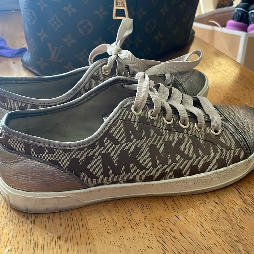 Women’s Michael Kors sneakers